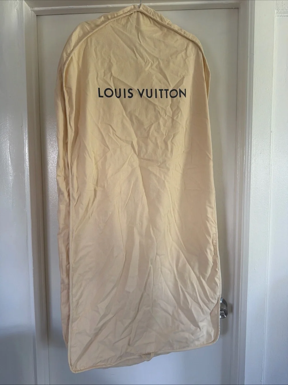 Louis Vuitton Beige Garment Dust Cover